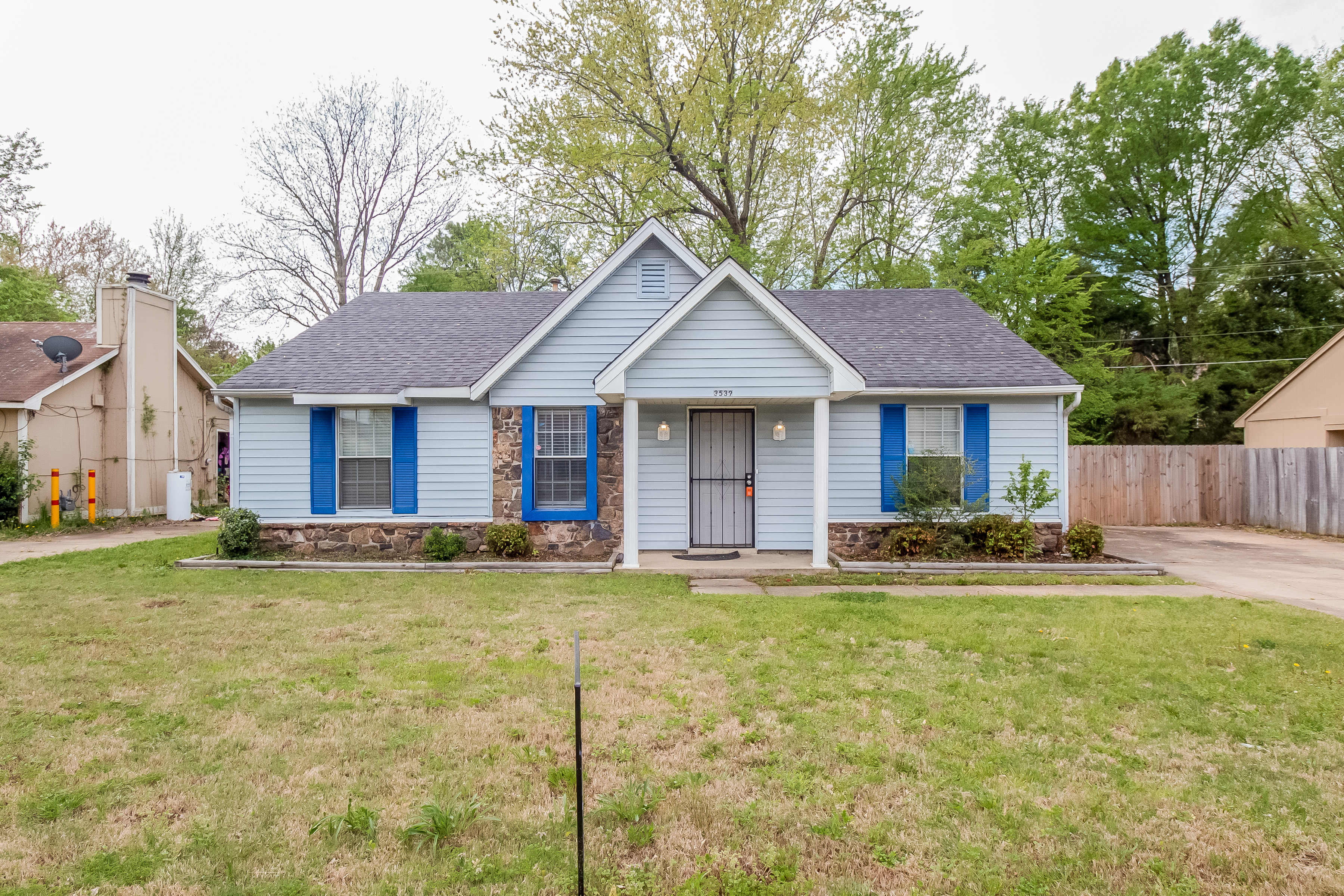 3539 Kirby Valley Dr Memphis, TN 38115